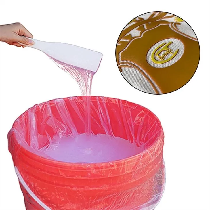 Μεταφέρετε την πάστα παχιάς πλάκας